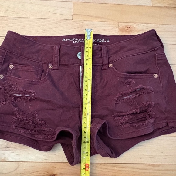 American Eagle Outfitters Shortie Burgundy Shorts Size 6 - Picture 4 of 9